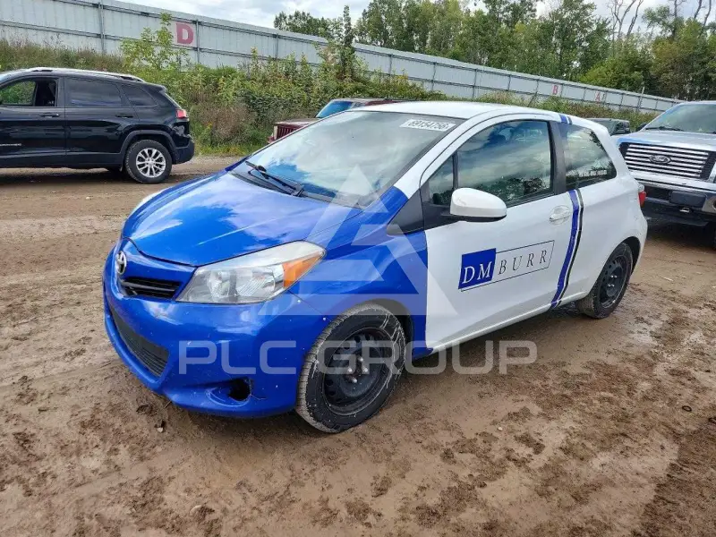 2012 Toyota YARIS фото