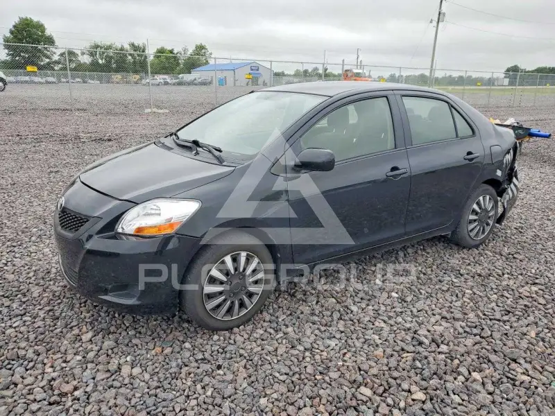 2012 Toyota YARIS photo