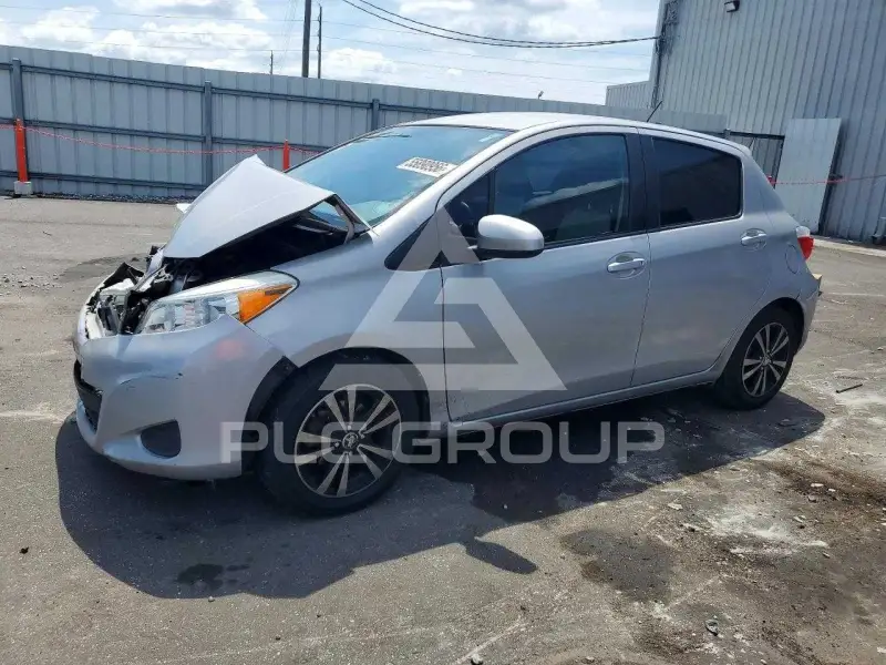 2012 Toyota YARIS photo
