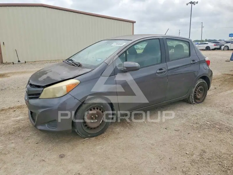 2012 Toyota YARIS photo