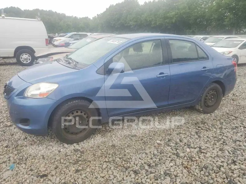 2012 Toyota YARIS photo