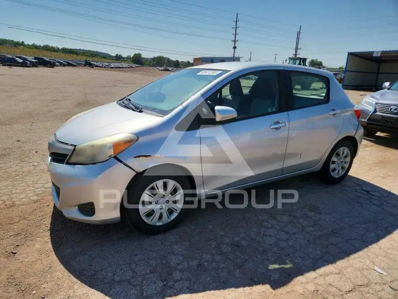 2012 Toyota YARIS photo