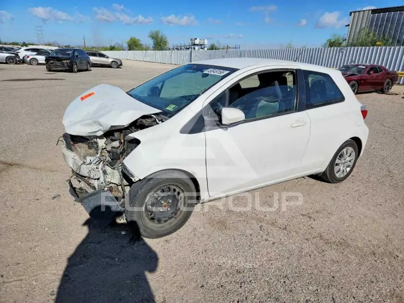 2012 Toyota YARIS photo