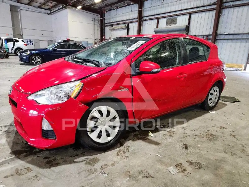 2012 Toyota PRIUS фото