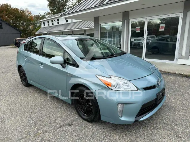2012 Toyota PRIUS фото