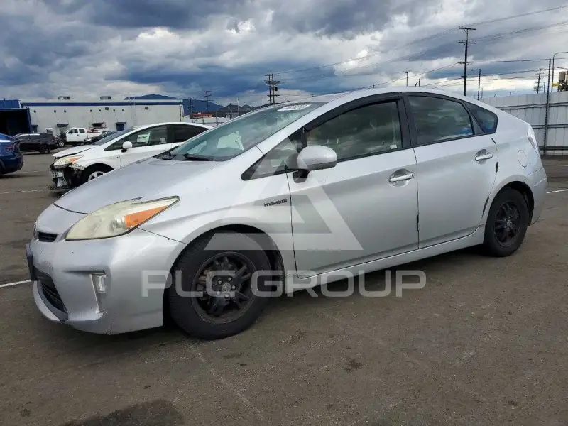 2012 Toyota PRIUS photo
