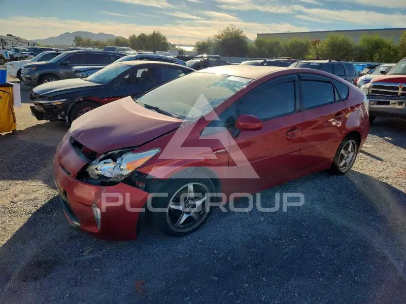 2012 Toyota PRIUS фото