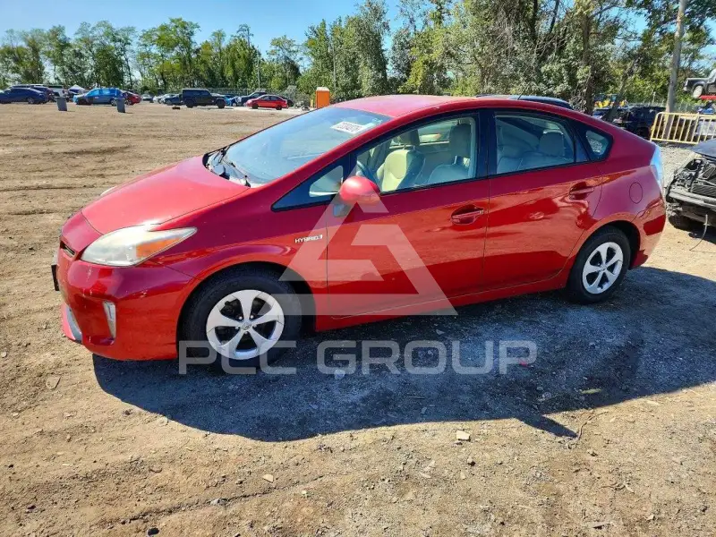 2012 Toyota PRIUS фото