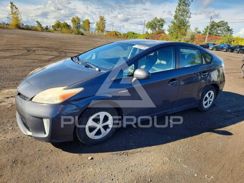 2012 Toyota PRIUS фото