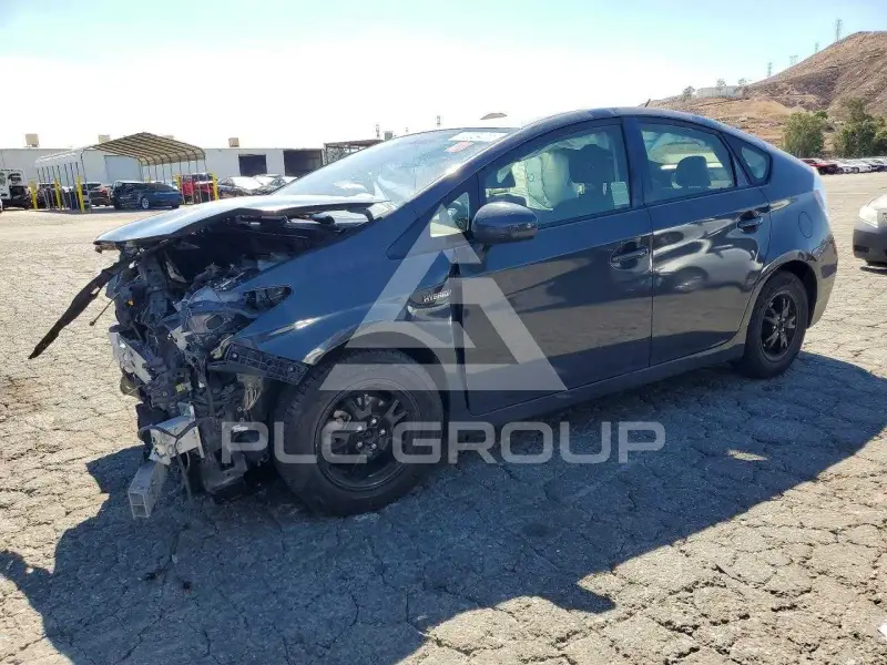 2012 Toyota PRIUS фото