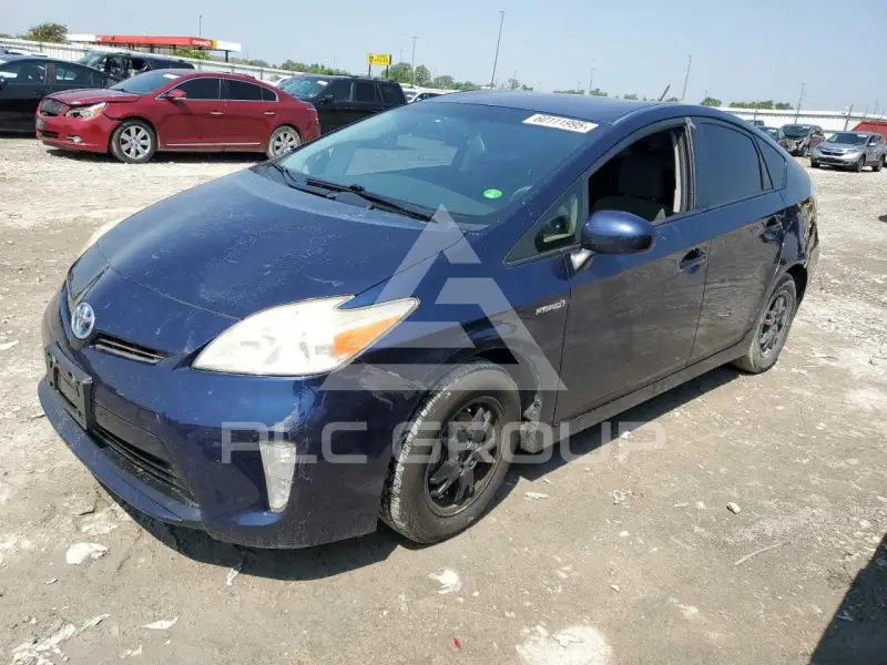 2012 Toyota PRIUS фото