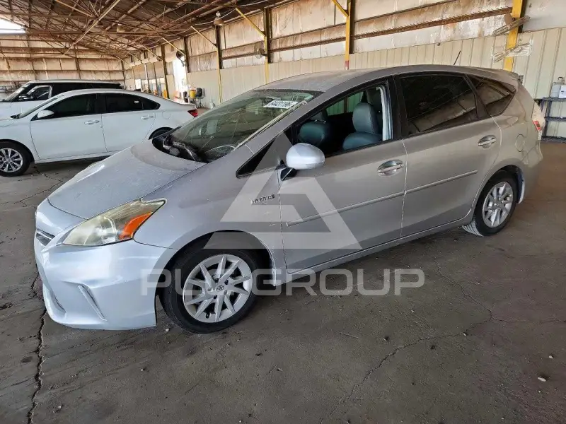2012 Toyota PRIUS фото