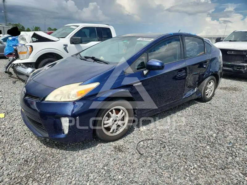 2012 Toyota PRIUS фото