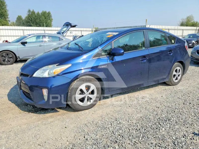 2012 Toyota PRIUS фото