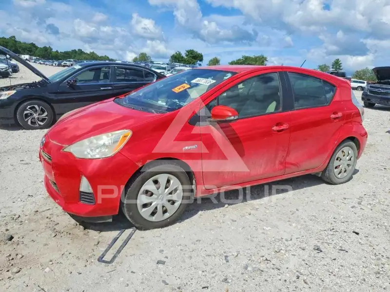 2012 Toyota PRIUS фото