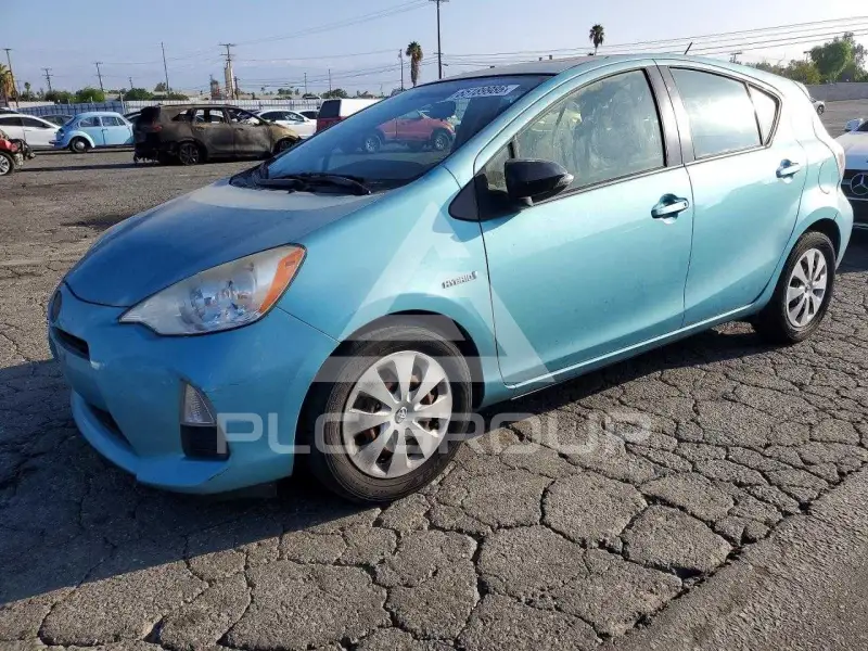 2012 Toyota PRIUS фото
