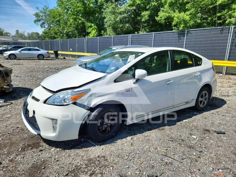 2012 Toyota PRIUS фото