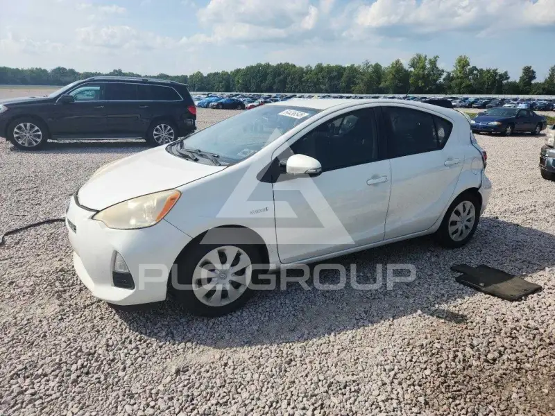 2012 Toyota PRIUS фото