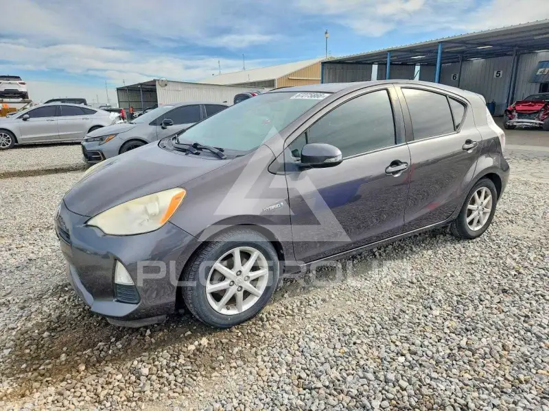 2012 Toyota PRIUS фото