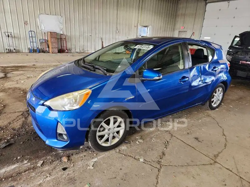 2012 Toyota PRIUS фото