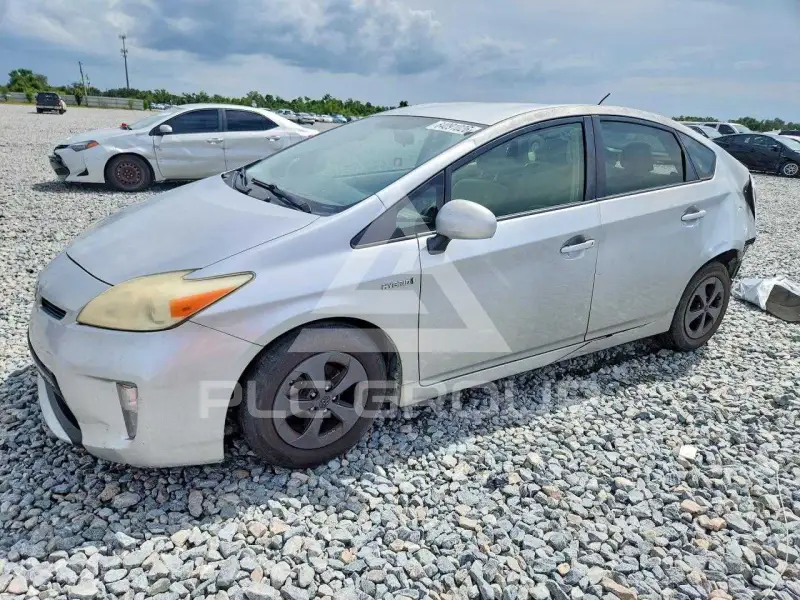 2012 Toyota PRIUS фото
