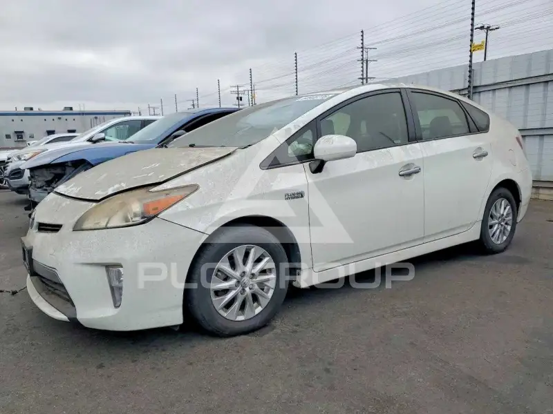 2012 Toyota PRIUS фото