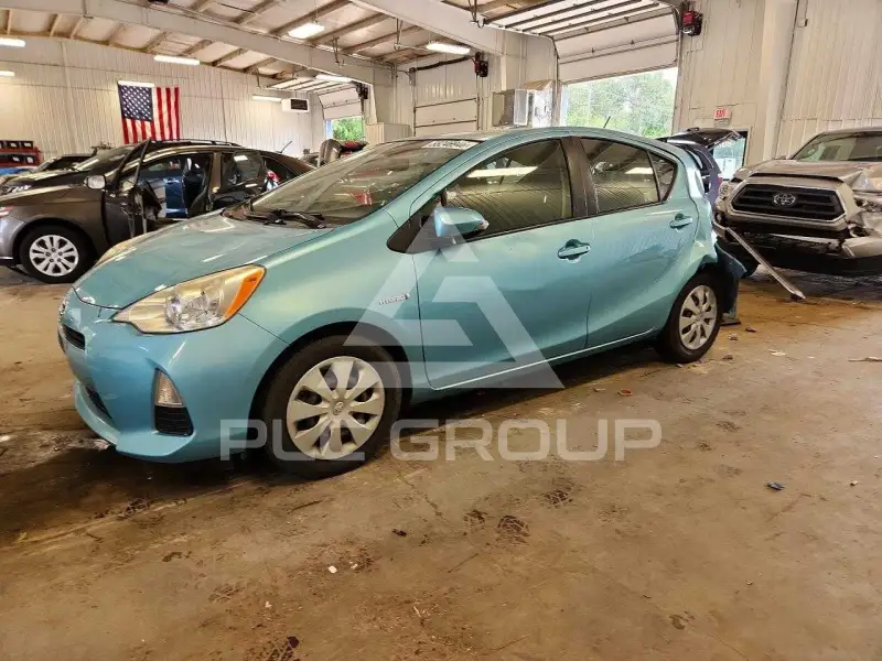 2012 Toyota PRIUS photo