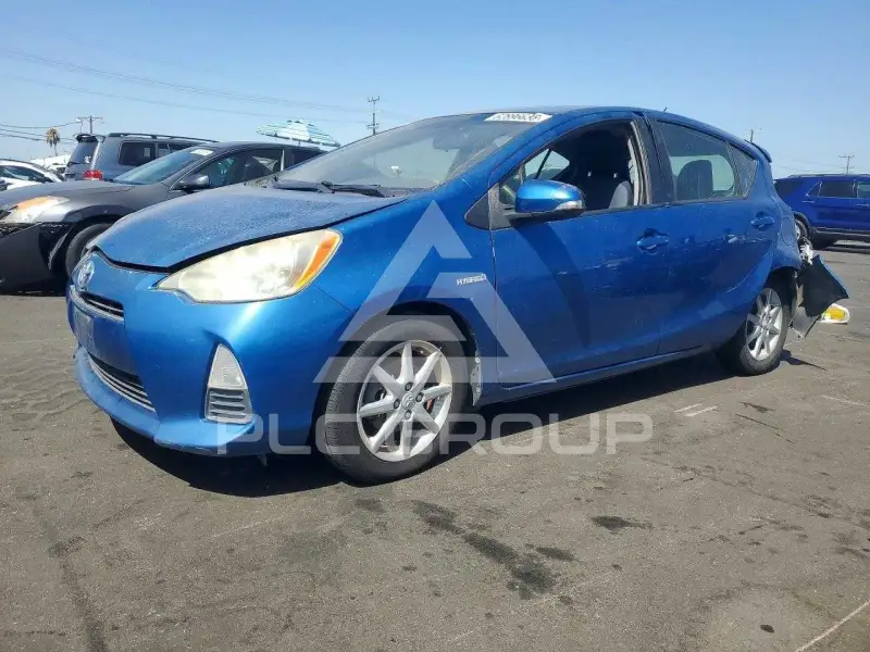 2012 Toyota PRIUS фото