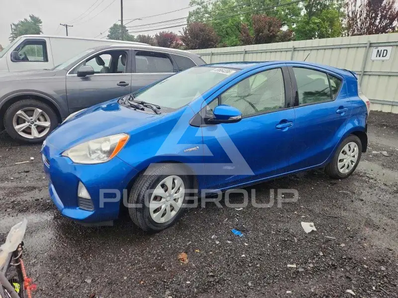 2012 Toyota PRIUS photo