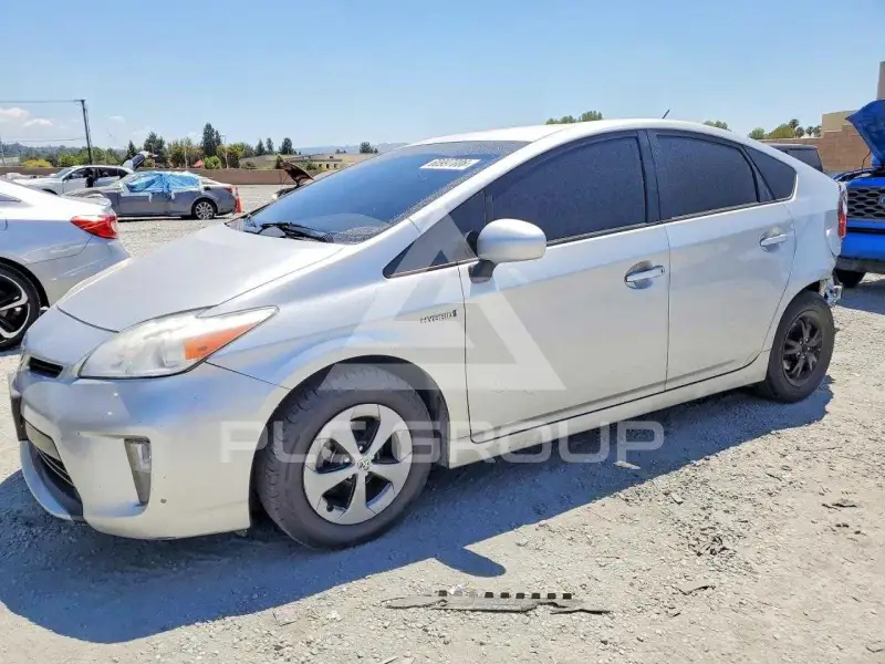 2012 Toyota PRIUS фото