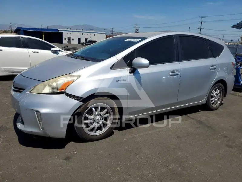2012 Toyota PRIUS фото