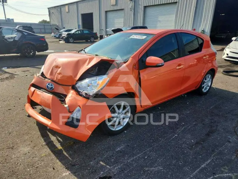 2012 Toyota PRIUS фото