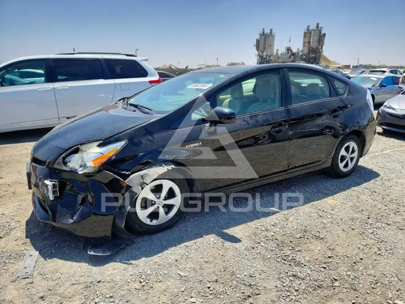 2012 Toyota PRIUS фото