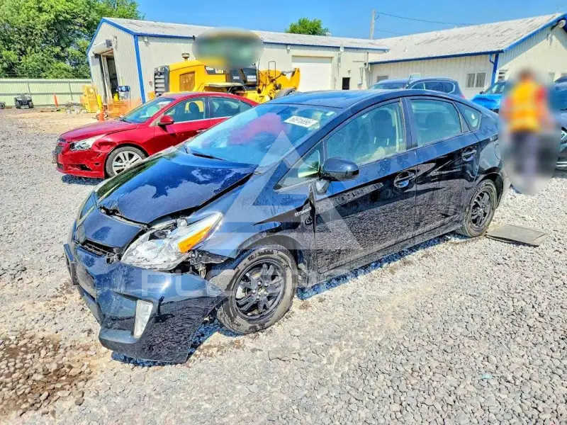 2012 Toyota PRIUS фото