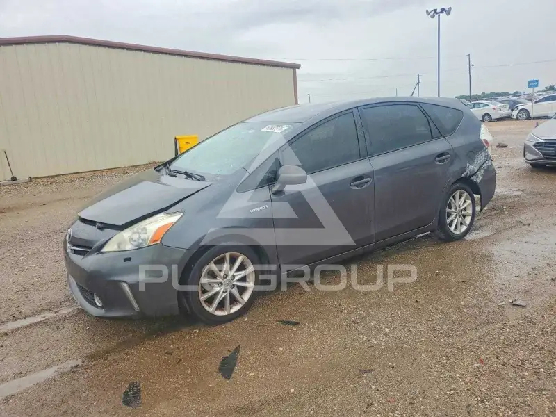 2012 Toyota PRIUS фото