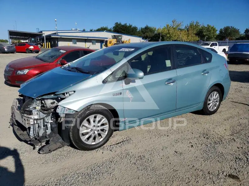 2012 Toyota PRIUS фото