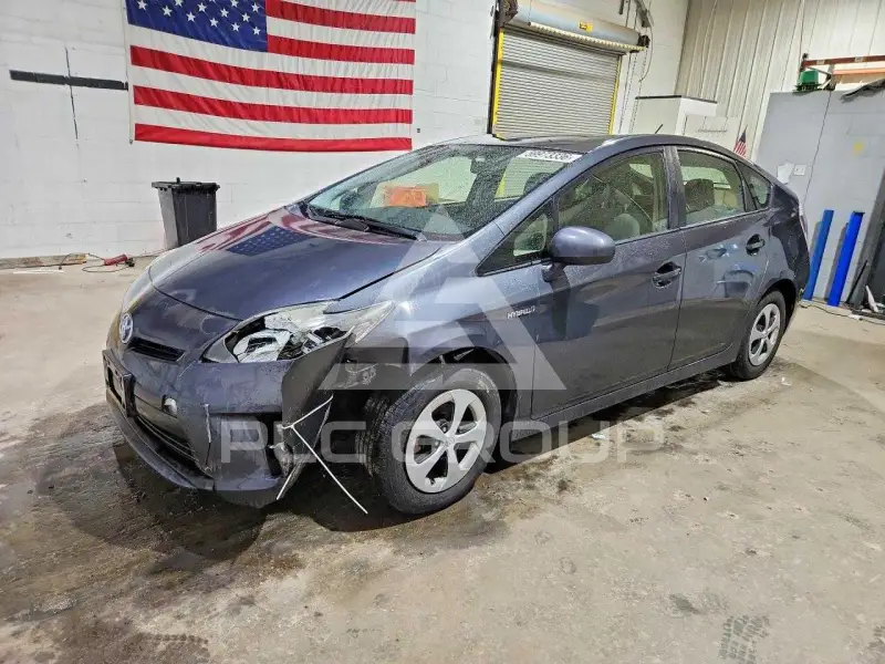 2012 Toyota PRIUS фото