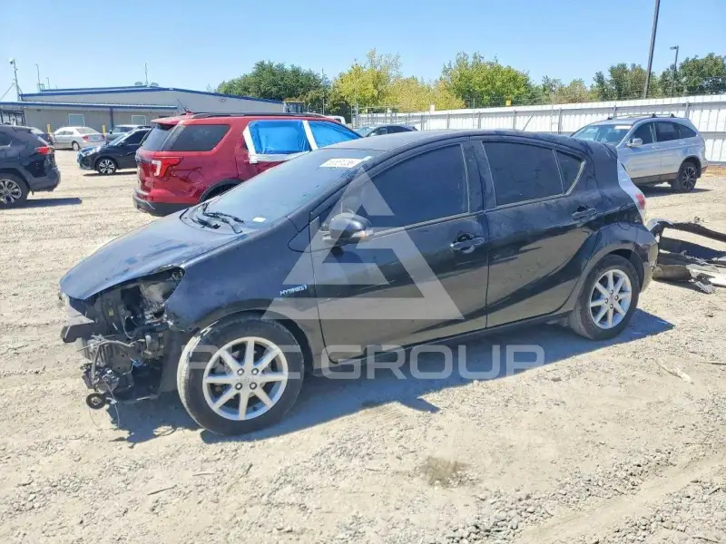 2012 Toyota PRIUS фото