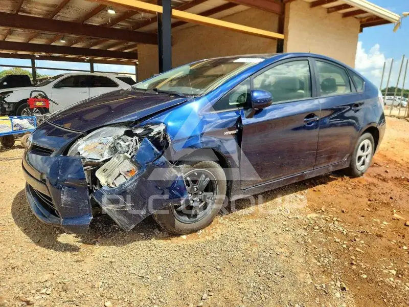 2012 Toyota PRIUS фото