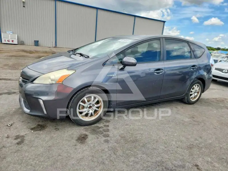 2012 Toyota PRIUS фото