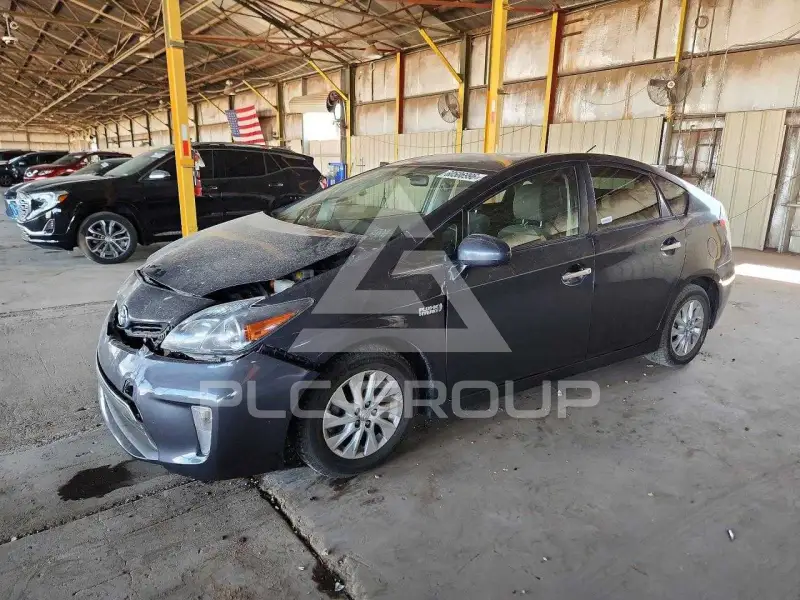 2012 Toyota PRIUS фото