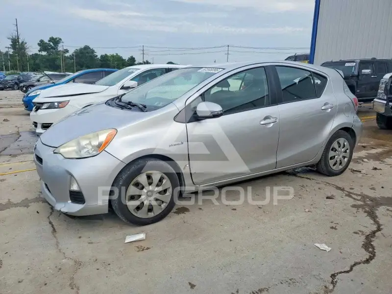 2012 Toyota PRIUS photo