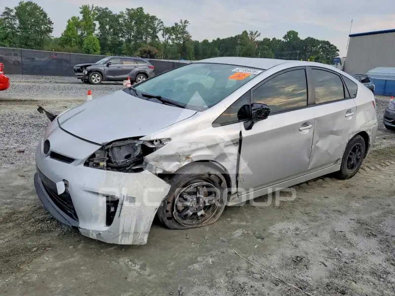 2012 Toyota PRIUS фото