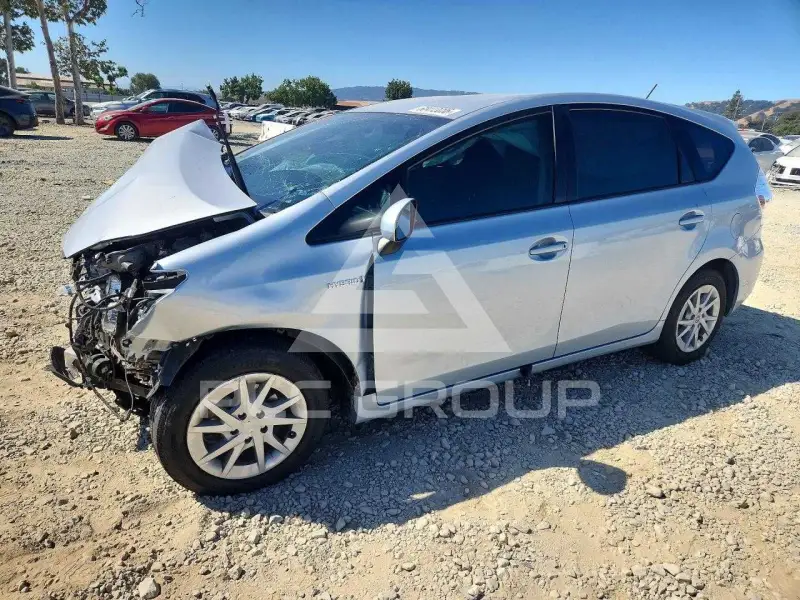 2012 Toyota PRIUS фото