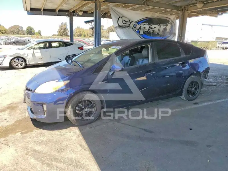 2012 Toyota PRIUS фото