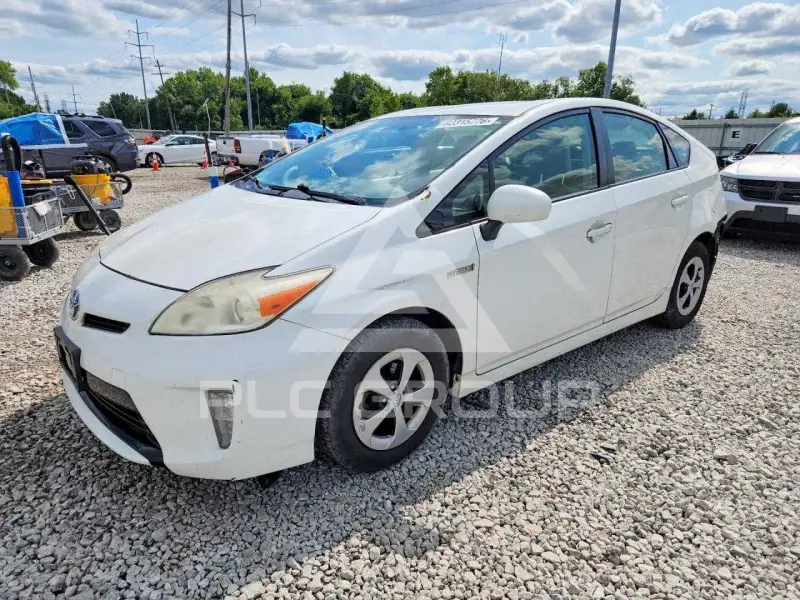 2012 Toyota PRIUS фото
