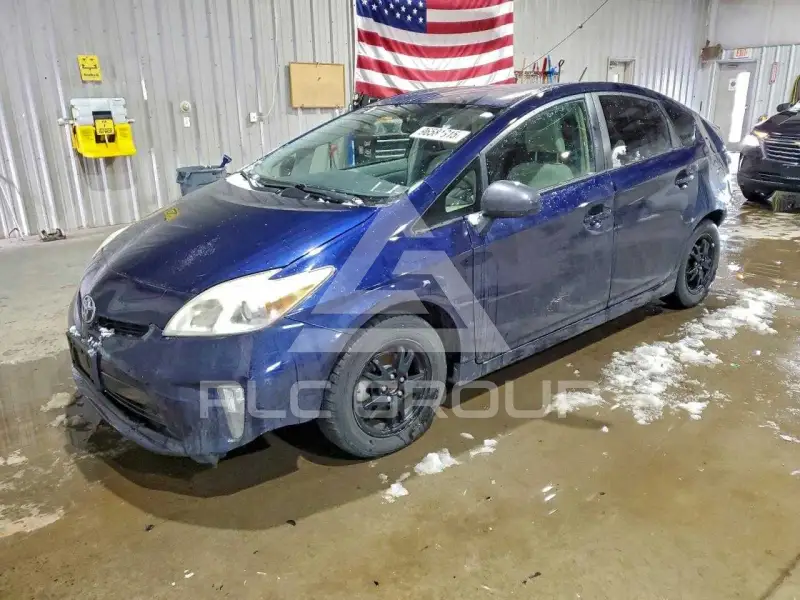 2012 Toyota PRIUS фото