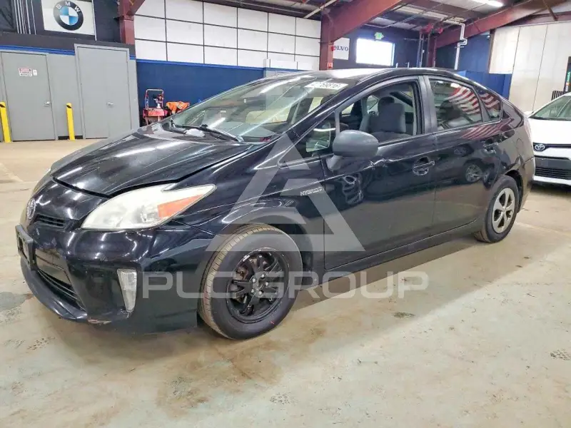 2012 Toyota PRIUS фото