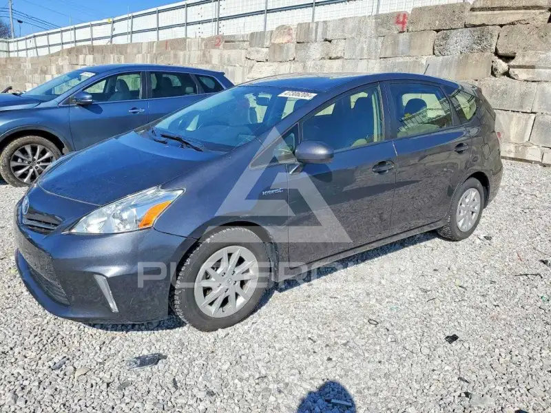 2012 Toyota PRIUS фото