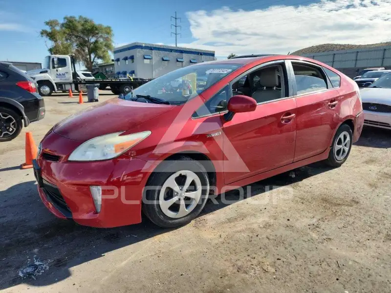 2012 Toyota PRIUS фото